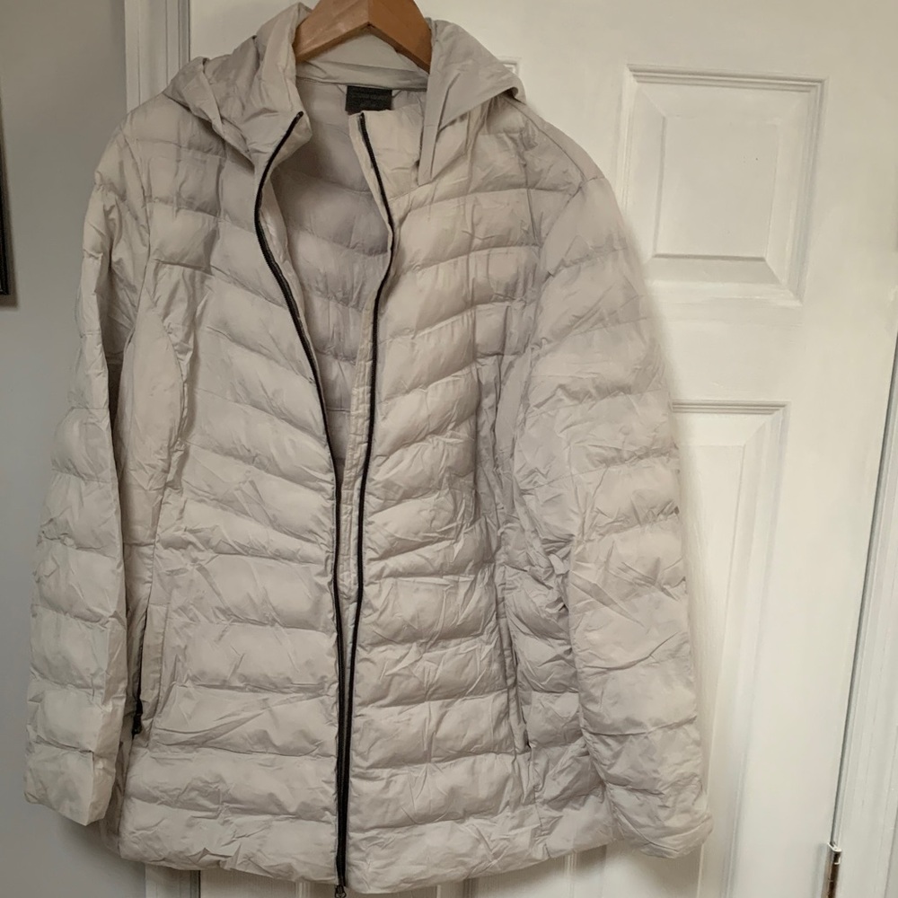32 Degrees Women's Light Cream Puffer Jacket